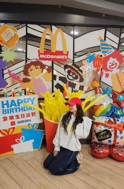 蔡依林92麦当劳生日派对_新浪新闻