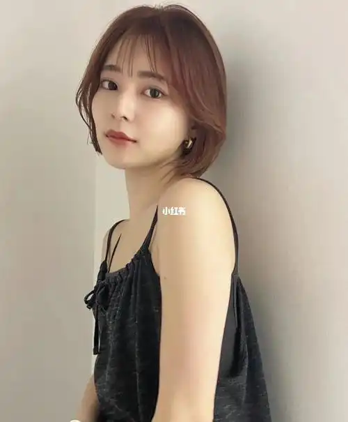 长度到下巴,可以很好的修饰脸宽#脸大圆脸推荐发型