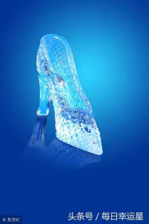 十二星座的水晶高跟鞋,十二星座的水晶高跟鞋射手(十二星座专属水晶鞋