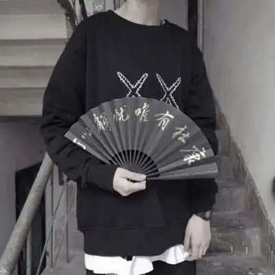 2021新款拿扇子男头头像 ,男生头像图片-回车桌面