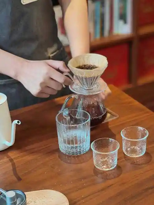 遇见喜马拉雅音乐书房--手冲,有仪式感的喝咖啡-在线订票-互动吧