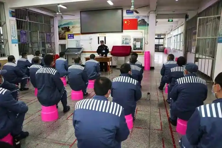 宜州监狱八监区多举措提升罪犯教育改造质量