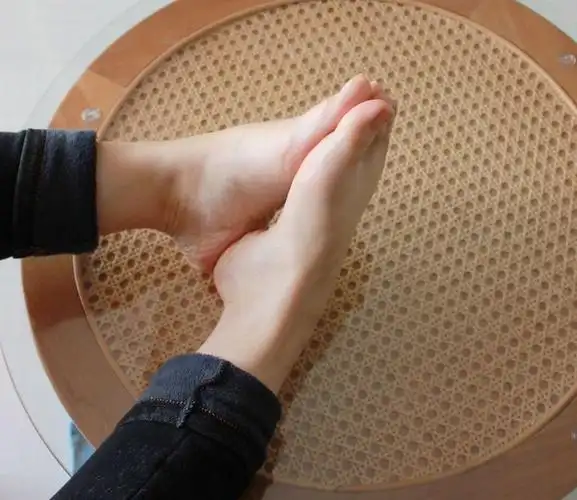 【转载】一组非常漂亮的美白玉足