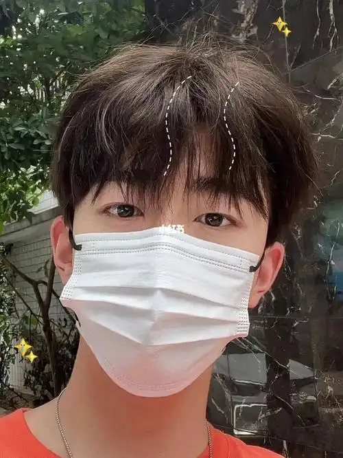 喜欢两边不推的韩式发型男士发型参考韩系微分男士发型推荐韩式气垫烫