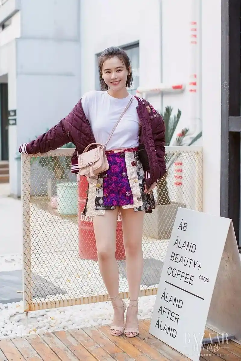 这件温暖又舒适的飞行员夹克,竟然连玛丽莲梦露也曾忍不住种草!