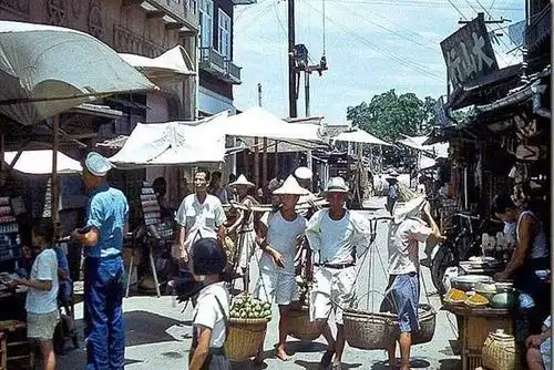 老照片再现20世纪50年代的台湾,看当时的台湾人处于什么样的生活