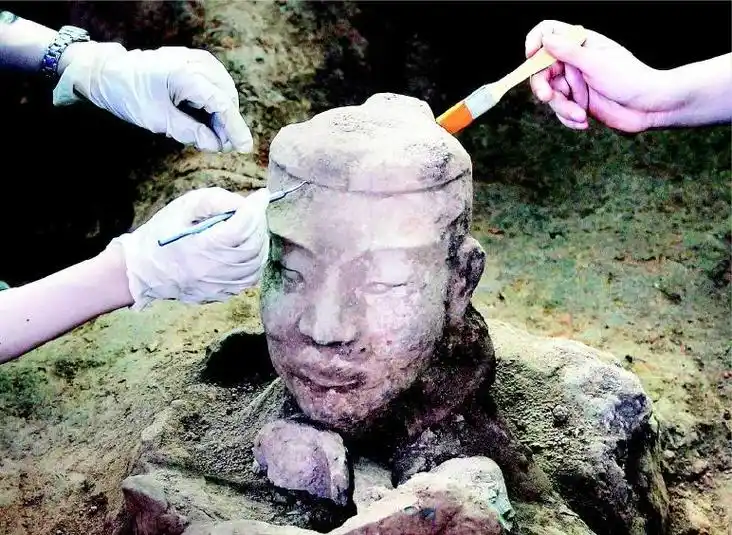 秦兵马俑第三次发掘工作成果公布 秦代巨人身高2.5米