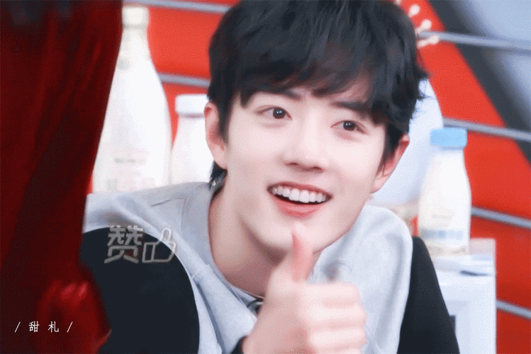 肖战治愈笑容杀合集,笑容甜度百分百遭不住的心动暴击!太治愈了