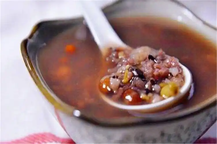 第三种:补肾乌发汤