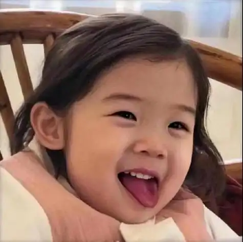 萌娃头像最美好的是你的微笑而更美好的是你因我而微笑