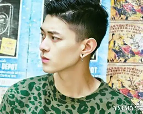 图男生两边起发脚发型大全不可错过的男神范发型