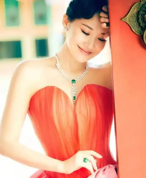 许晴,这个名字在中国电影界可谓如雷贯耳.