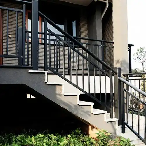 厂家供应珠海组装式楼梯扶手铁艺护栏门窗栏杆多种颜色款式可选