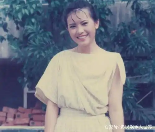 蓝洁瑛生前最珍贵的8张老照片,图7被惊艳到了