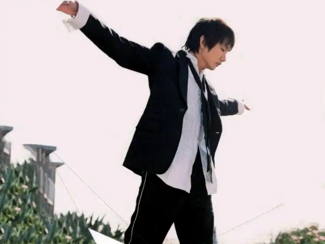 《江南》林俊杰经典之作,致青春的旋律,满满的青春回忆