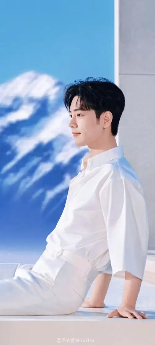 肖战工作室周末放饭