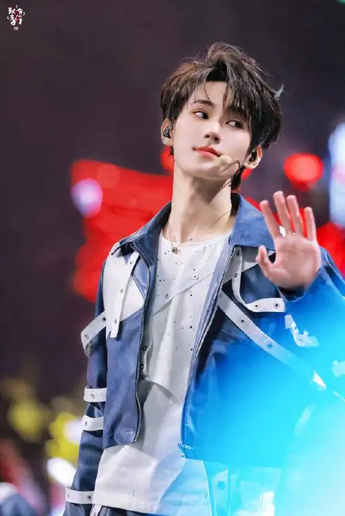 张真源 live之神##时代少年团叁重楼暨出道四周年演唱会