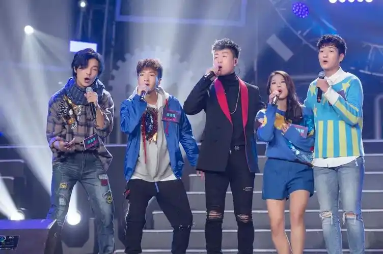 2018下半场,是时候给自己一点奖金了!_明星