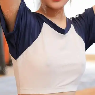 胸部越来越软,很多人夸我胸型好看 ,比较自然,不知道是不