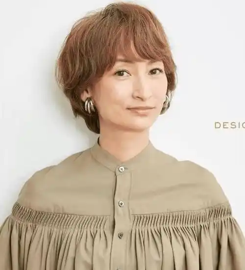 60岁,尽量少选这3款"大妈短发",另外3款更减龄_头发_女性_发型