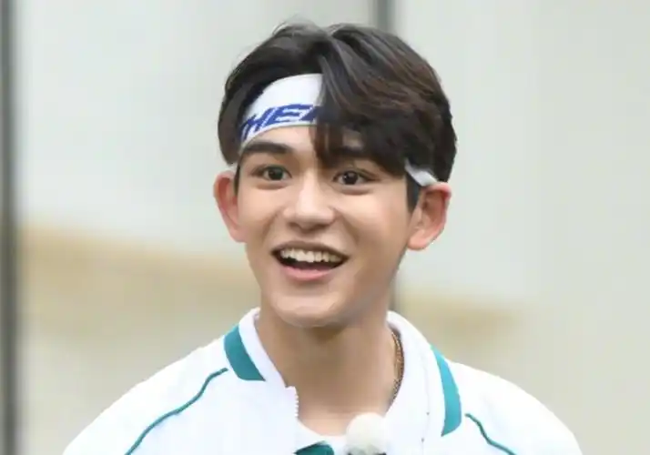 原创韩国sm公司退出黄旭熙脚踩多只船渣男行径被曝光