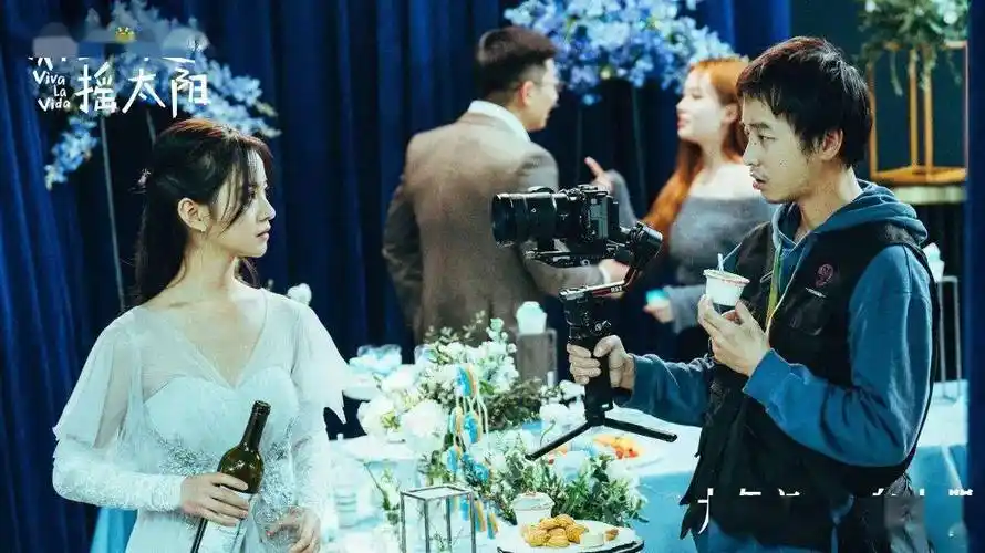 彭昱畅,李庚希两位实力青年演员更是颠覆以往形象,用