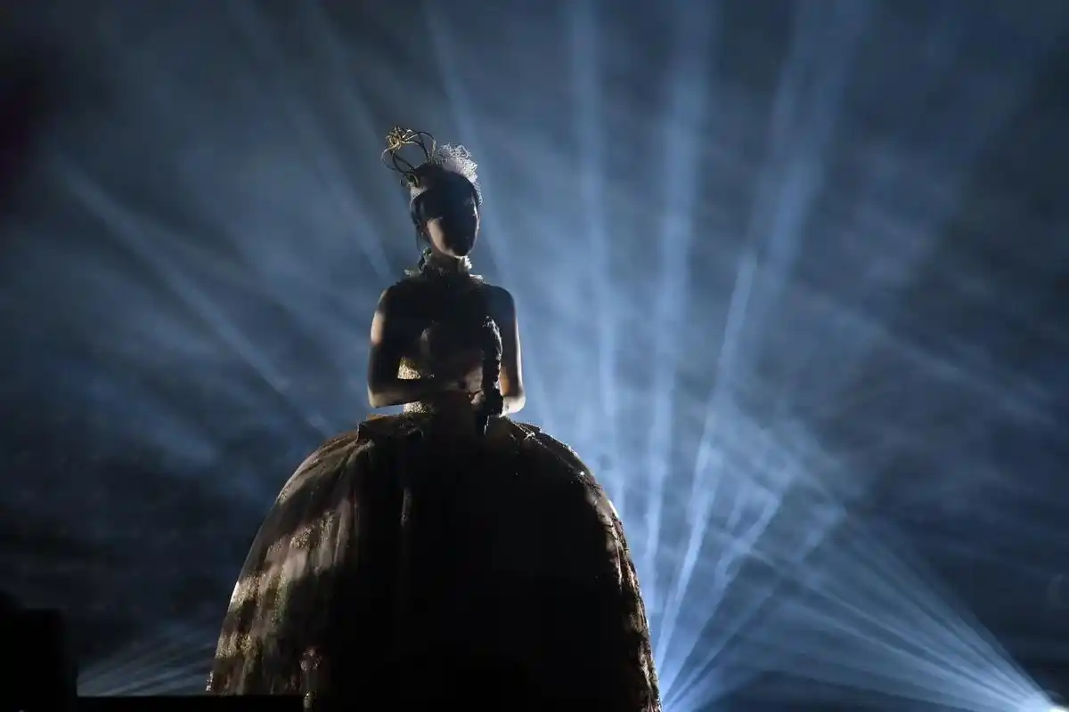 有幸记录2019周慧敏南宁演唱会,像是从画里走出来的美人一样 - 抖音