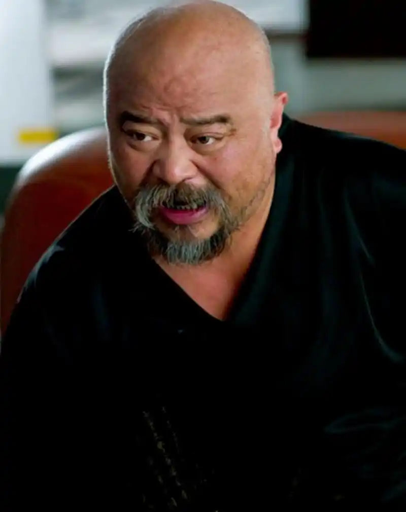 演员李琦:与妻子24小时闪婚,3个孩子随母姓,养女让他很自豪