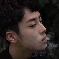 黑白侧脸抽烟头像_微信头像图片大全