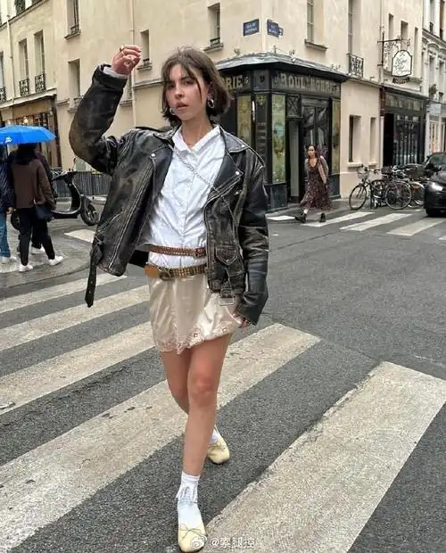 欧美时尚博主春夏随意松弛感穿搭