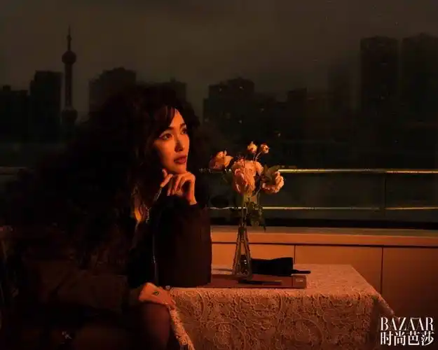 唐嫣落日游轮芭莎大片##唐嫣时尚芭莎四月刊封面