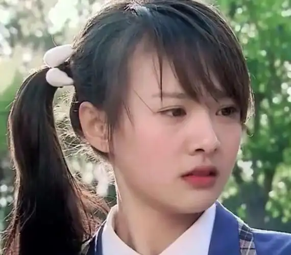 一时间欣喜若狂,觉得自己果然没看错,女儿天生是吃这碗饭的,郑爽成为