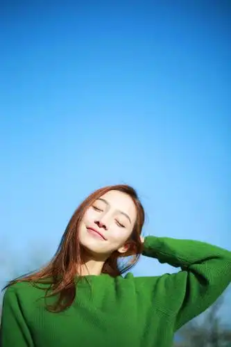 文艺范!张南冬日写真曝光 清新少女氧气满满