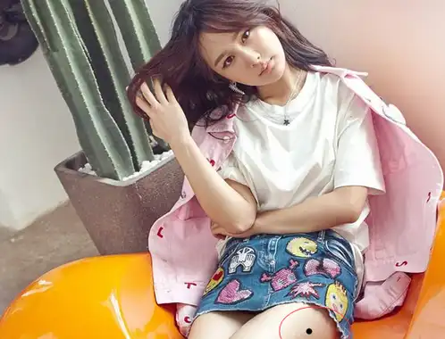 大腿外侧有痣这个位置长有痣成为安定痣,长有这种痣的人不管是男是女