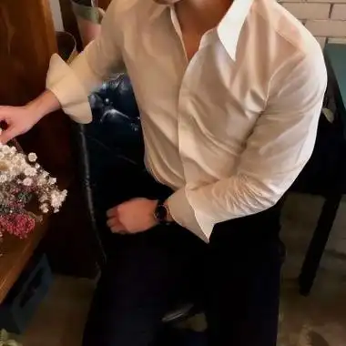 qq头像西装领带男生高清穿西装打领带不露脸部位男头