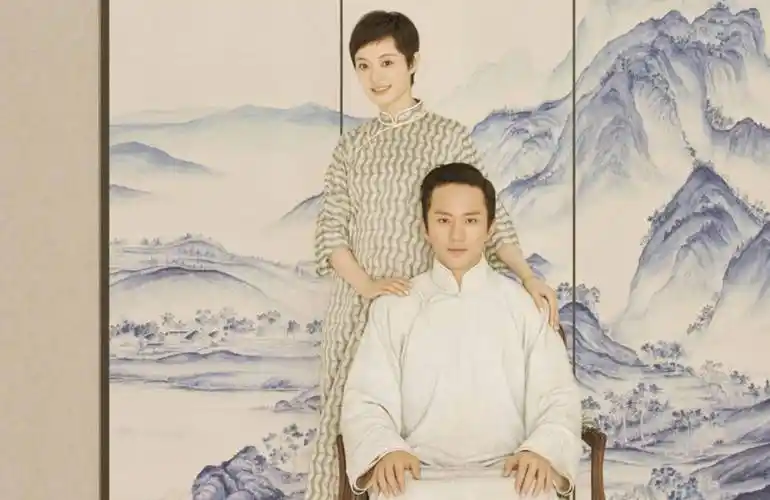 孙俪晒儿子送的一幅字,儿子束手无措不敢生气的样子,看着很随邓超