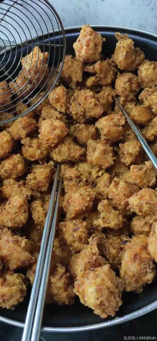 如何做丸子(丸子炸的技巧)-52线报网