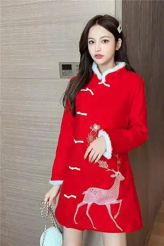 中国风唐装改良旗袍年轻款少女秋冬加绒加厚刺绣拜新年红色连衣裙
