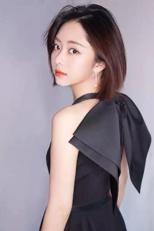 超好打理的 又气质短发.