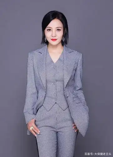 我喜欢的女艺人陶红 个人美照收藏版