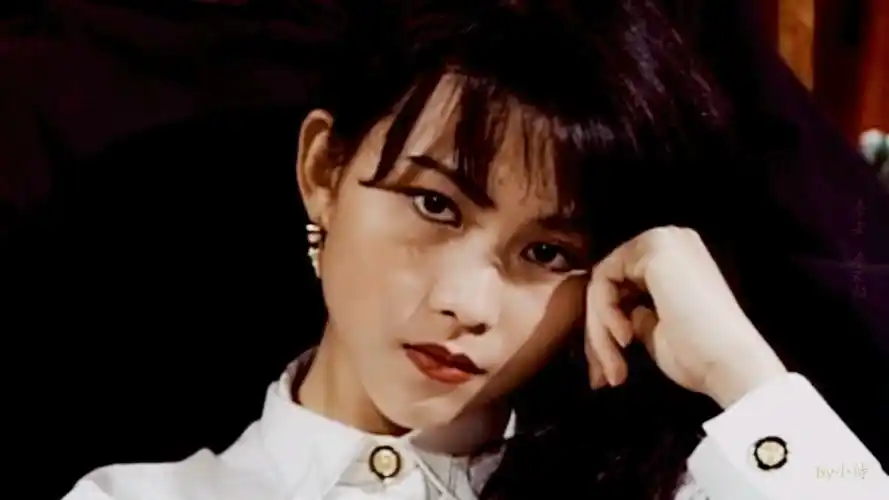 曾经的皇后娘娘蔡少芬