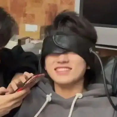 闺蜜组头像系列.#宋亚轩贺峻霖 #可爱到犯规  - 抖音