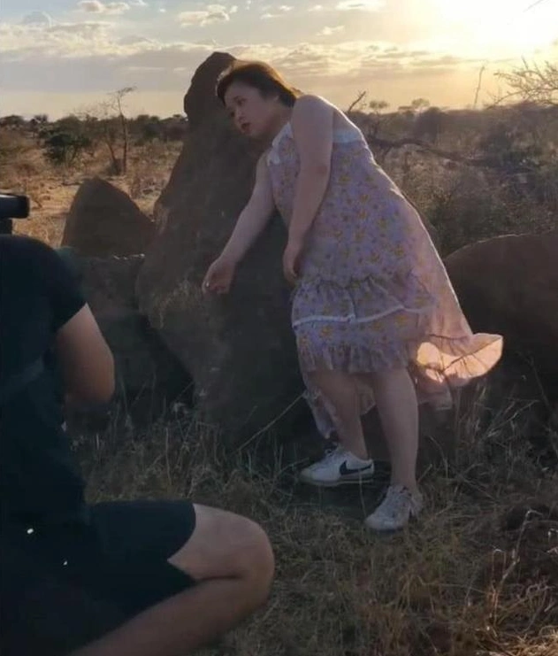 160斤胖妹拍艺术照,看到成片网友沸腾了,网友:自欺欺人而已