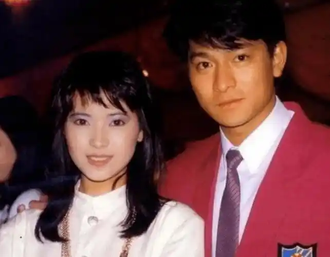 葬礼竟拒让刘德华入内?生前已精神失常20年_蓝洁瑛_李琳琳_媒体