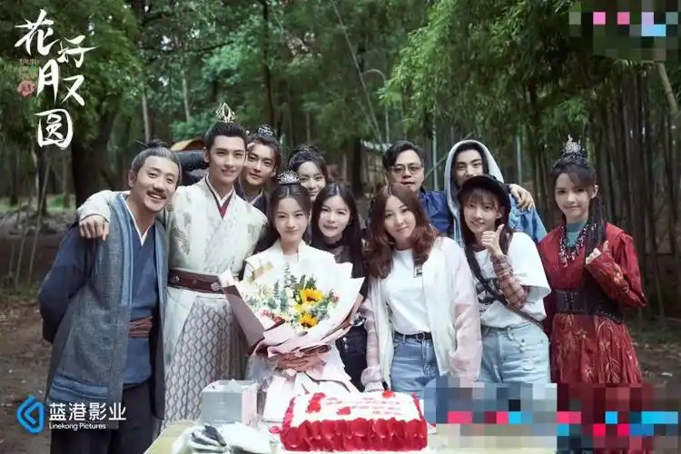 花好月又圆:李庚希黄俊捷组cp