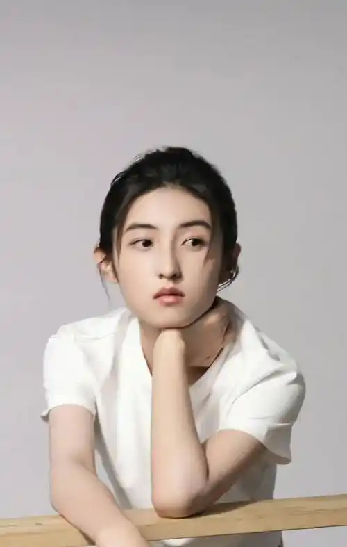 陈牧驰领证结婚?吴秀波法制咖?张子枫焉栩嘉复合?马伊琍唐嫣开撕?