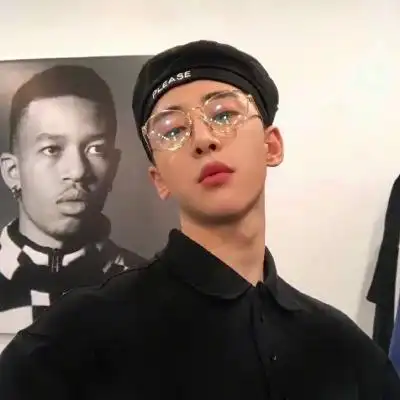 真人男生超酷帅气头像图片