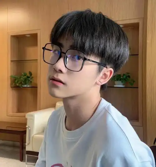 男生发型推荐