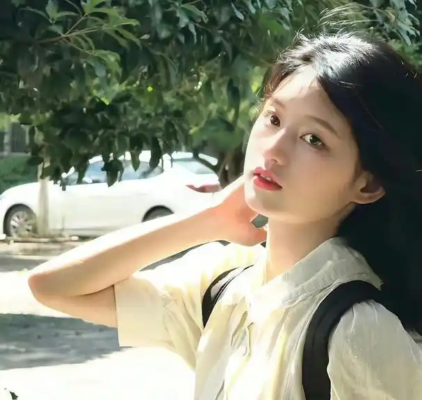 炎炎夏日限定微信女生头像