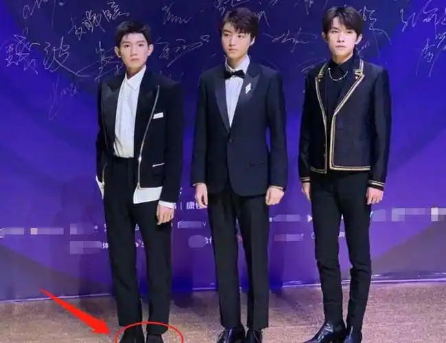 有一种"身高"叫王源的鞋跟,与易烊千玺和王俊凯不同,太真实了_活动